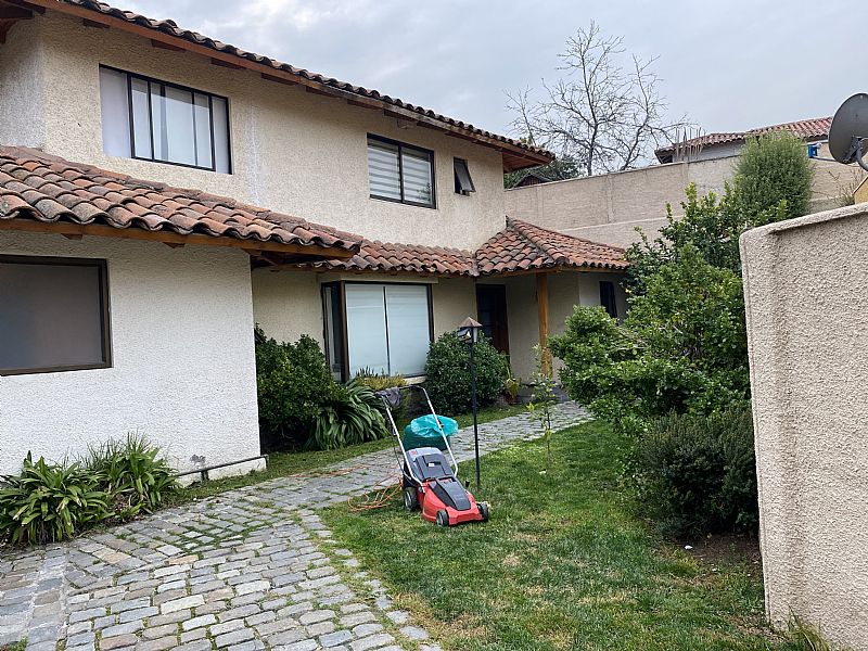 casa en venta en Lo Barnechea