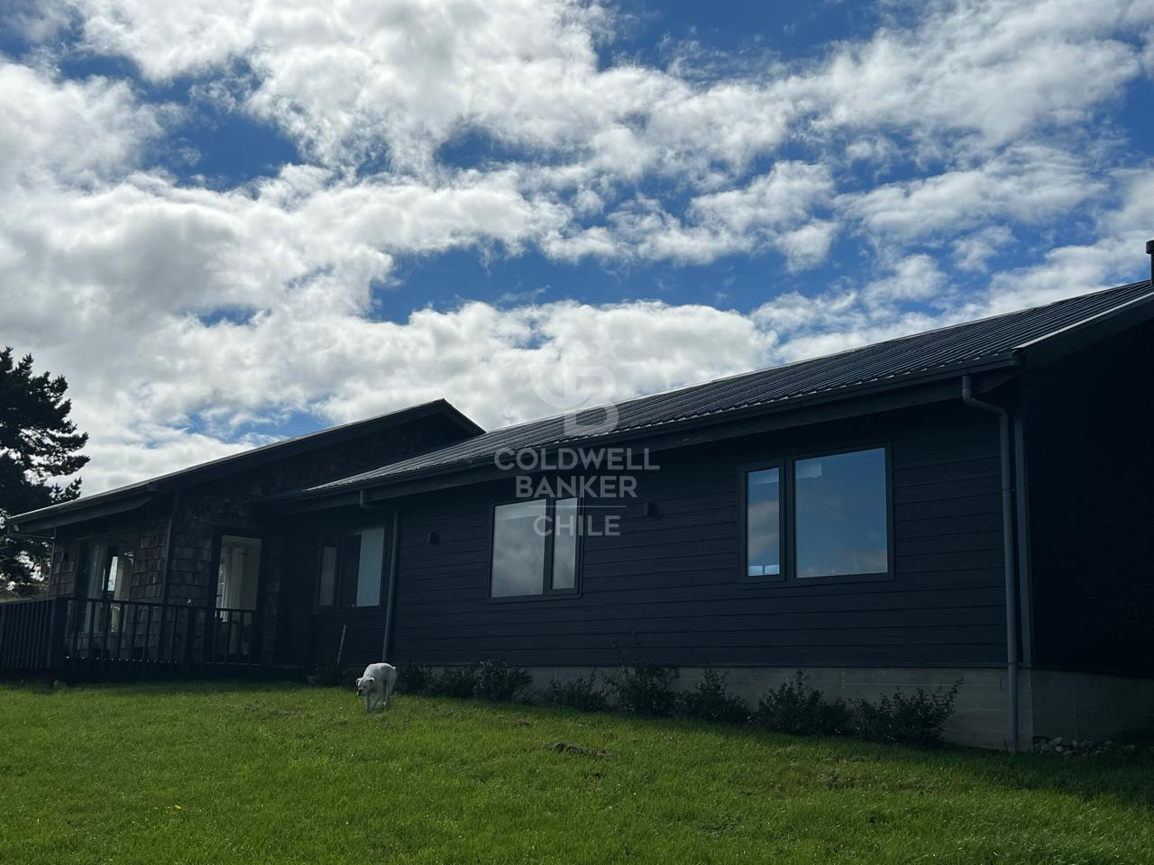 Casa en Arriendo en Puerto Varas 5 dormitorios 5 baños